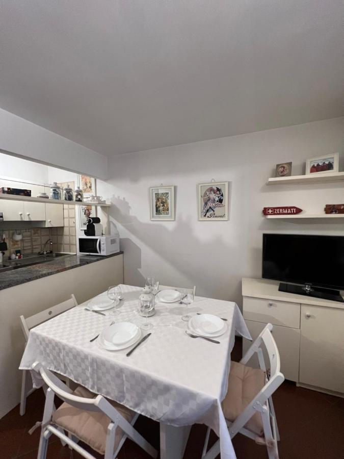 Apartamento Casa Di Valentina Breuil-Cervinia Exterior foto